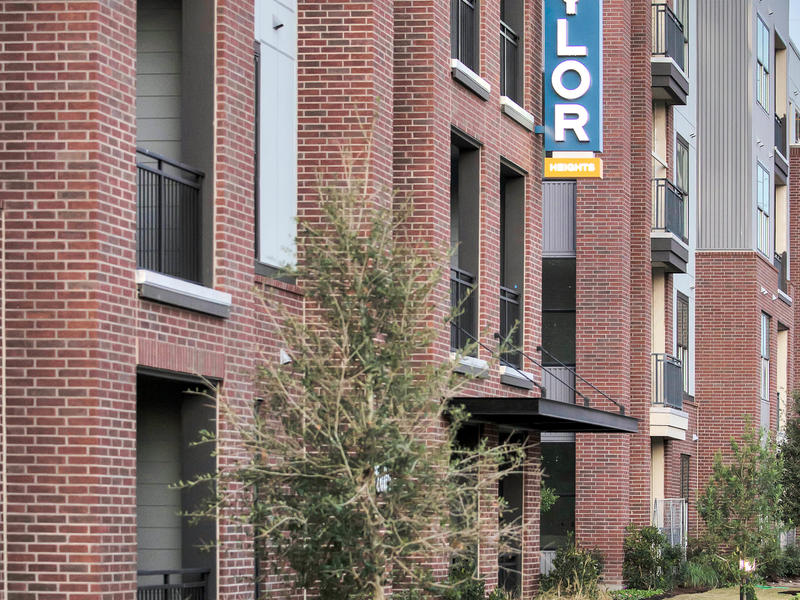 Gallery | Taylor Heights Apartments in Houston
